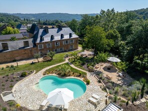 Pool - Country House 'Des Salettes' with Private Pool, Private Terrace and Wi-Fi (Anoye)