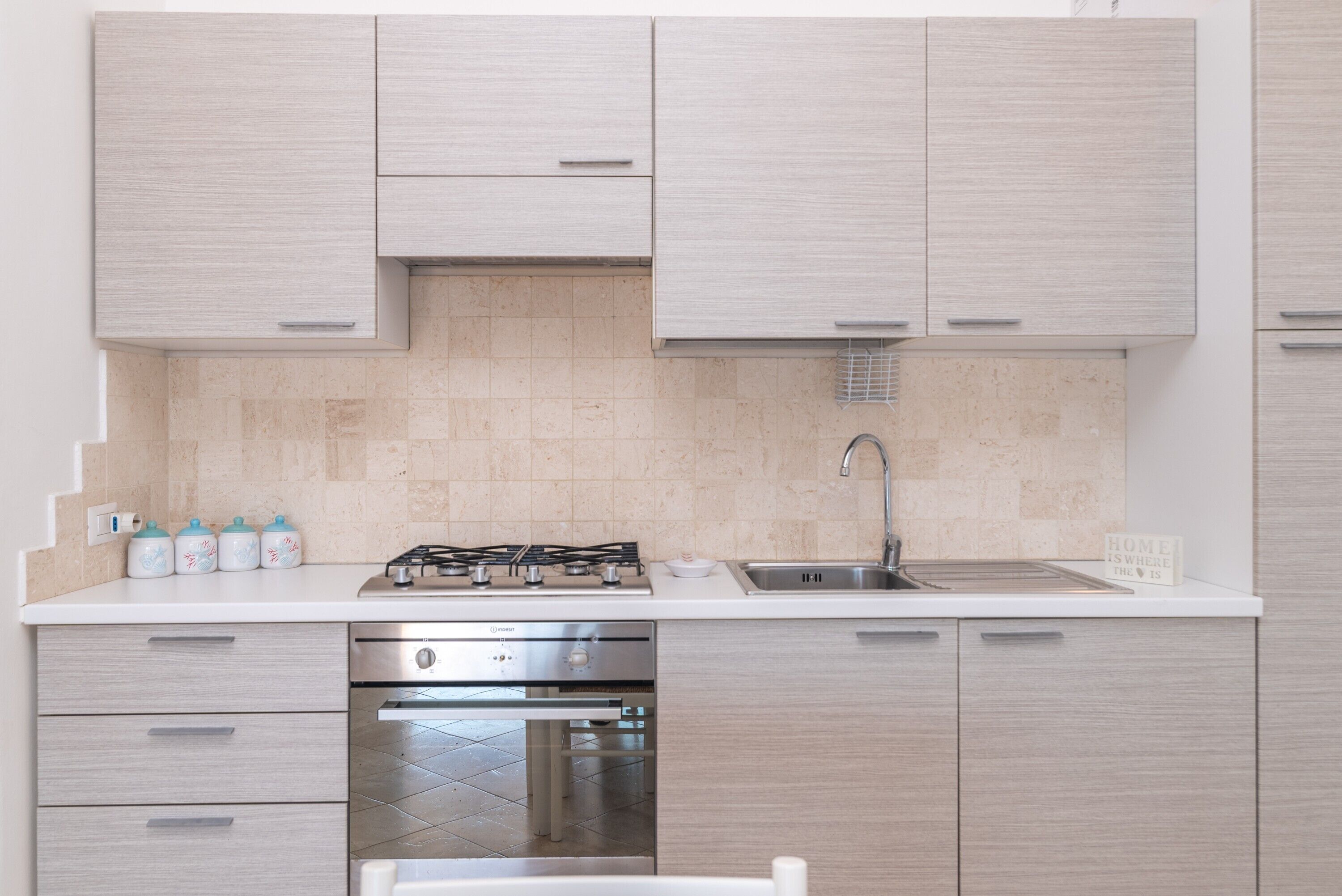 Fridge, oven, stovetop, toaster