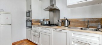 Holiday Home 'Seabird' with Private Terrace, Private Garden and Wi-Fi