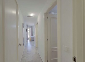 Interior - Apartment 'Beach View Challenge' with Sea View, Wi-Fi and Air Conditioning (Fuengirola)