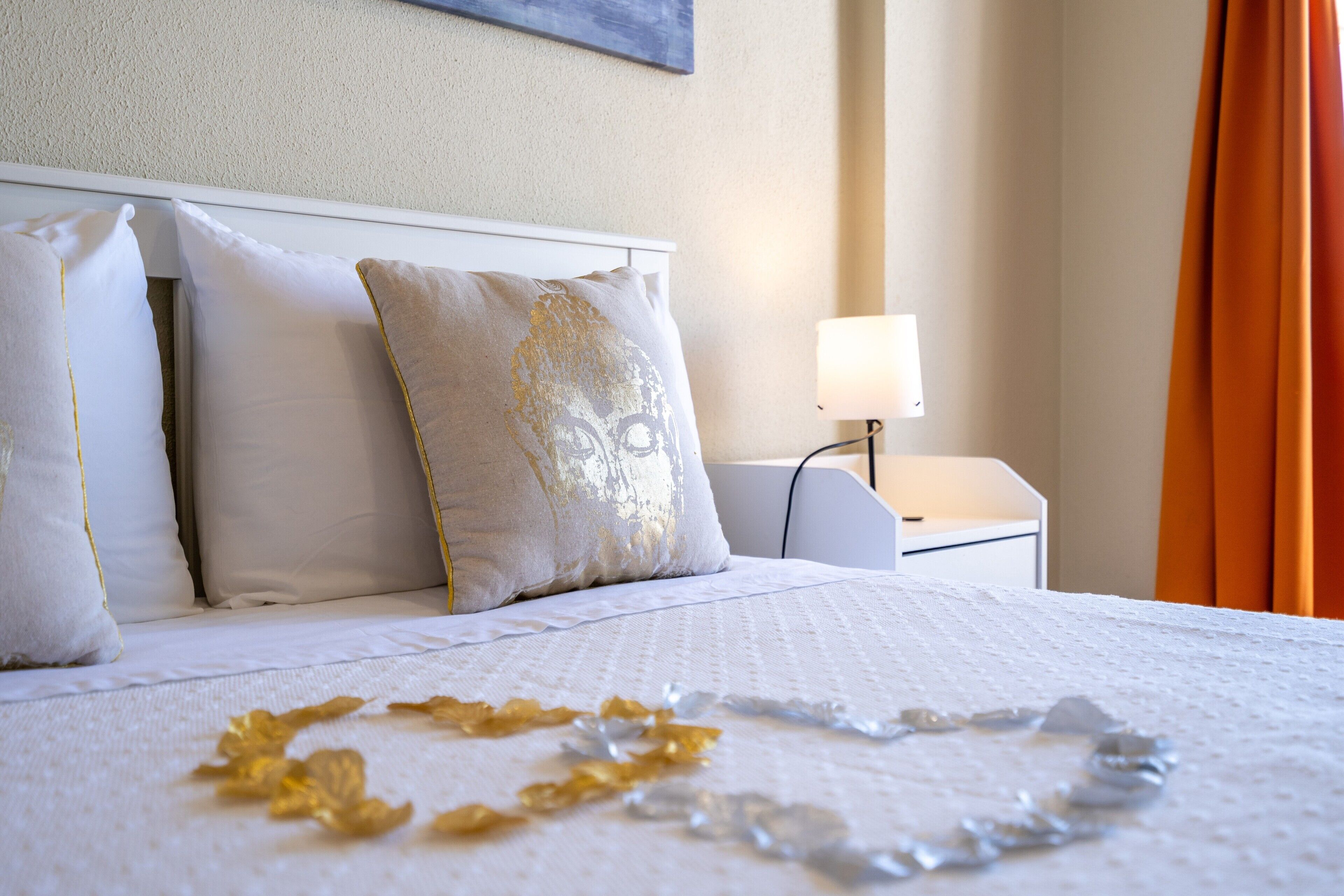 1 bedroom, WiFi (free), bed sheets