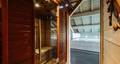 Chalet "Le Jardin D'hiver" with Mountain Views, Private Terrace, and Wi-Fi