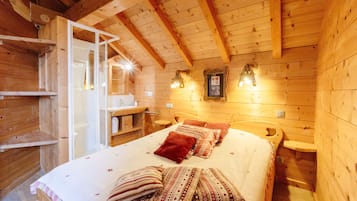 6 chambres, fer et planche à repasser, Wi-Fi gratuit, draps fournis