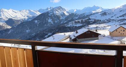 Ferienwohnung 'La Centaurée' mit Bergblick, Gemeinschaftsgarten und WLAN