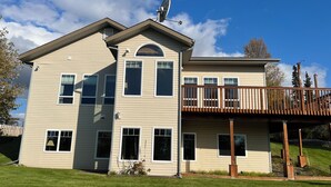 Exterior - Amazing view, perfect for large families, central Kenai Peninsula location! (Soldotna)