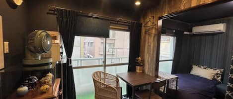 1 makuuhuone, työpöytä, ilmainen Wi-Fi, vuodevaatteet