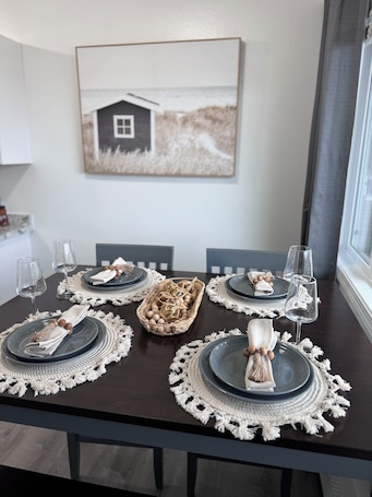 Dining. Hooked on the mouth of the Kenai! two bedroom unit with King size bed. Sleeps 6