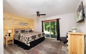 4 bedrooms, free WiFi, bed sheets