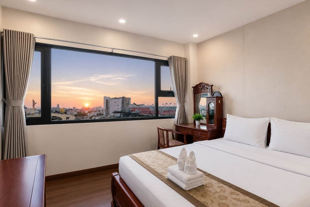 Chambre Double Supérieure, vue ville