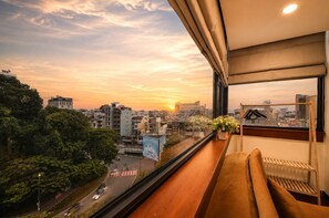 Suite with Sofa and City Vew | Blackout curtains, soundproofing, free WiFi, bed sheets - Red Sun Airport Saigon Hotel (Ho Chi Minh City)