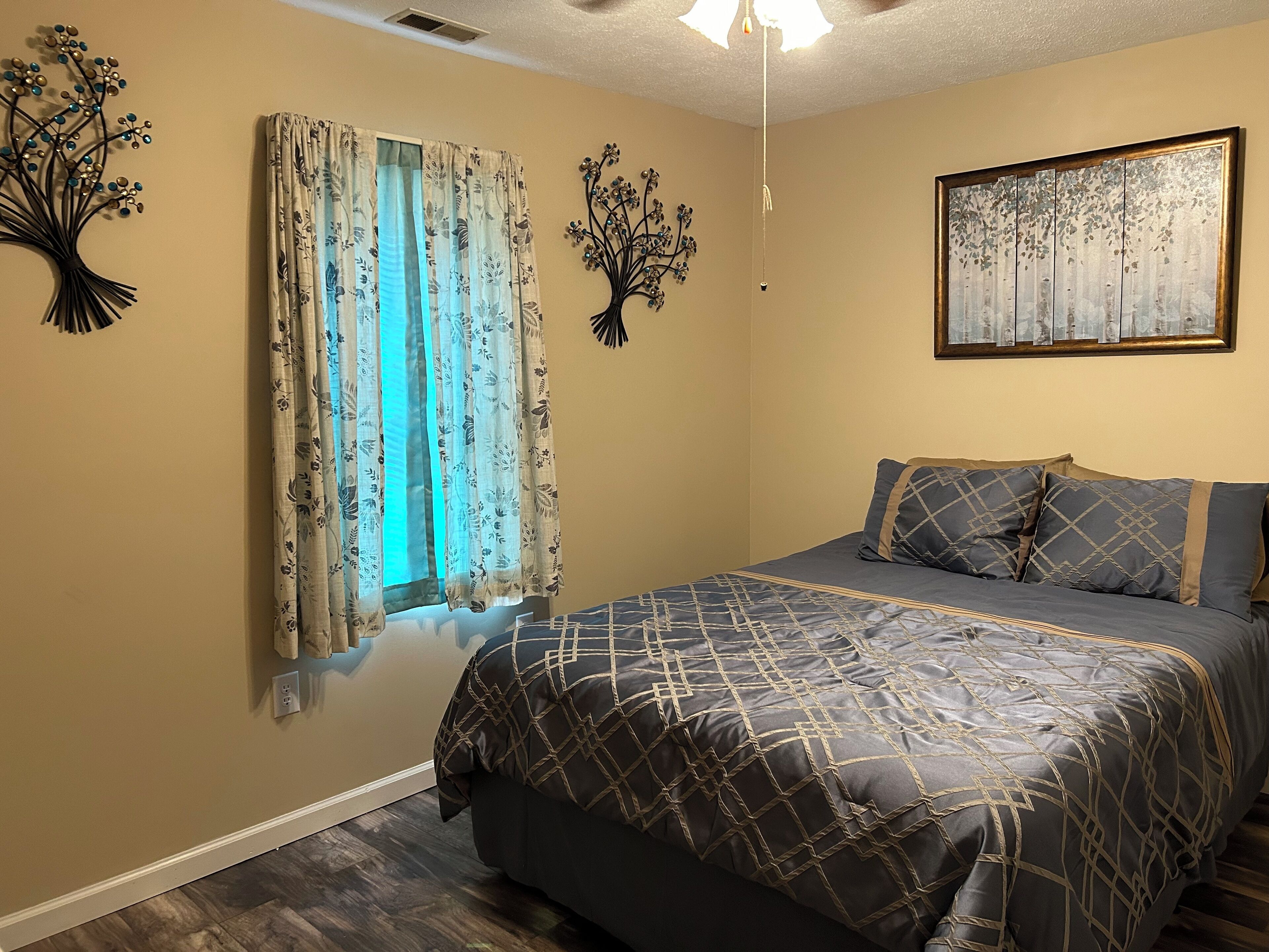 1 chambre, fer et planche à repasser, Wi-Fi, draps fournis