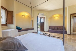 Bed sheets, wheelchair access