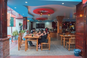 Front of property - Ruby Riverside Hotel & Hostel (Vientiane)