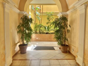 Interior - Cozy Studio at Jardin des Muses (Menton)