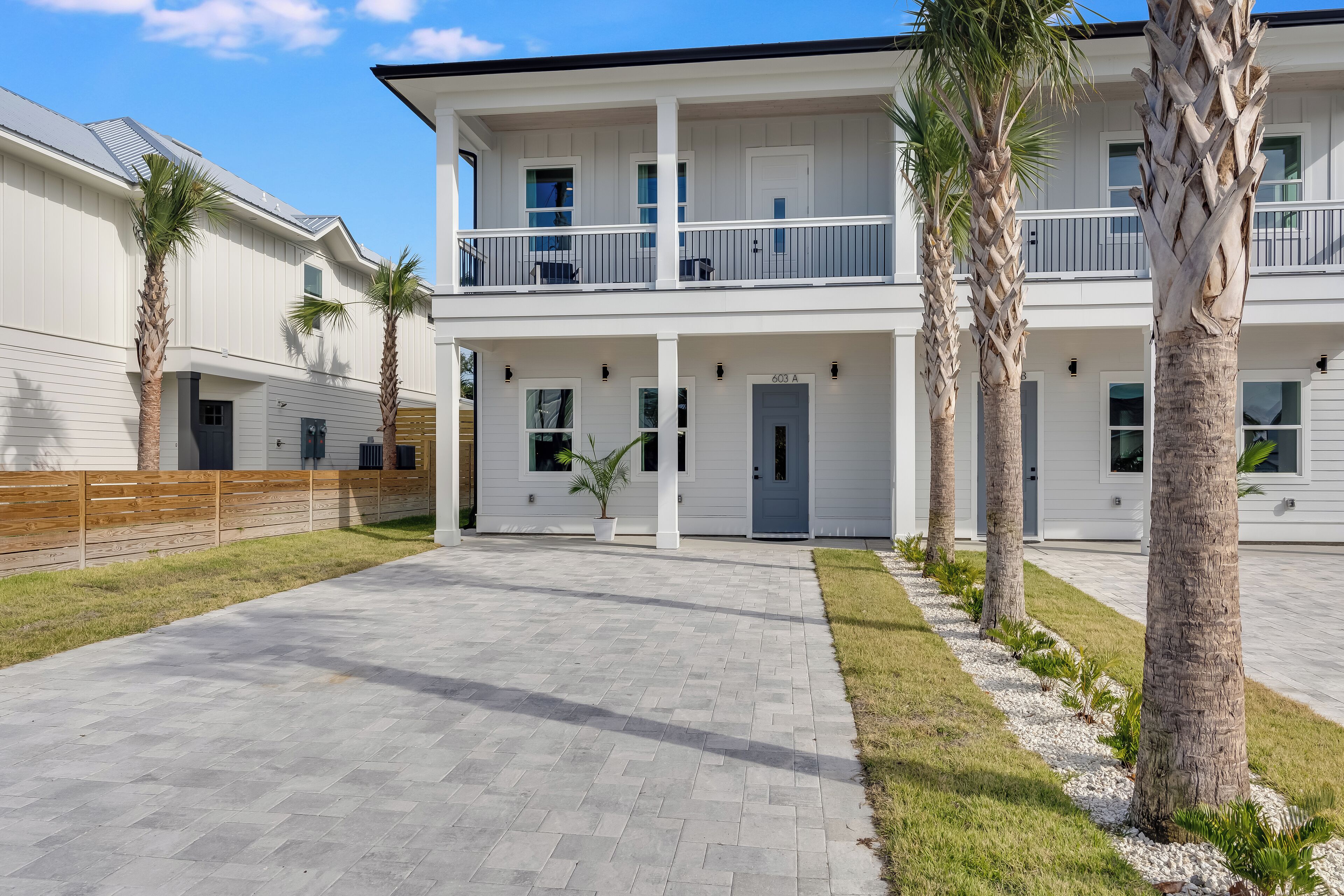 20816 Front Beach Rd | 6 Bed, 4 Bath