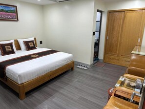 Double Room | Minibar, blackout drapes, free WiFi, bed sheets - Hoa Cương Hotel 2 (Ha Giang)