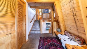 Interior - 4BD w/Lake Views - Near Beach and Slopes (Tahoe City)