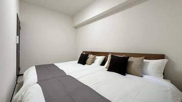 2 Schlafzimmer, Bügeleisen/Bügelbrett, Bettwäsche