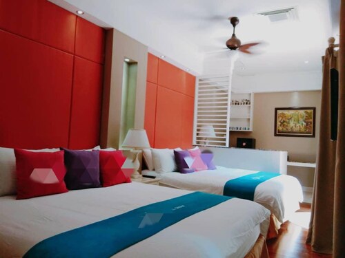 Alpine GLX Deluxe Suite