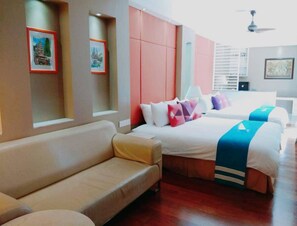 豪華別墅, 泳池景觀 | 1 間臥室、熨斗/熨衣板、床單