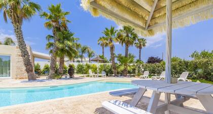 Charming house with pool and garden