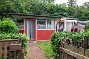 Exterior - Holiday Home 'Haus Seeblick' with Private Terrace and Private Garden (Malchow)