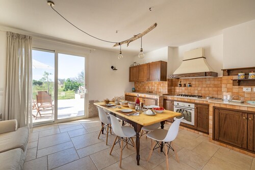 Comfortable house in the countryside with garden near the sea