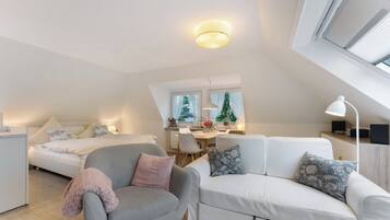 Free WiFi, bed sheets