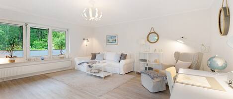 Televisión, reproductor de DVD, estéreo