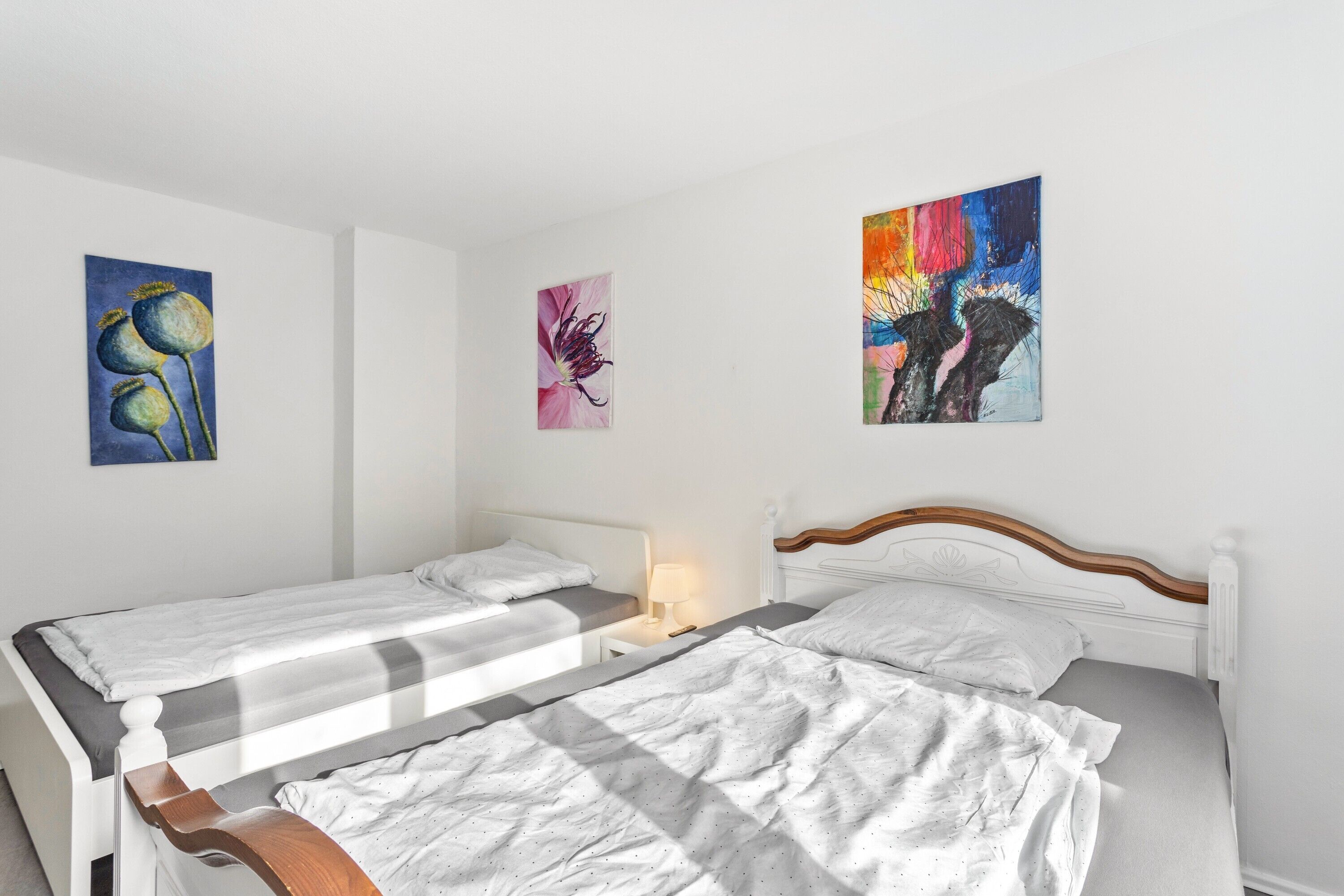 3 bedrooms, free WiFi, bed sheets