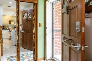 Unclassified image, 4 of 49, button - Multi-unit Waterfront Home with Private Pool and Pier Mins to Downtown Annapolis (Arnold)