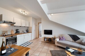 Interior - Apartment 'Weingut Geiler - Kleine Kalmit' with Private Garden and Wi-Fi (Ilbesheim)