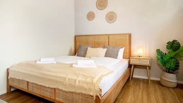 1 bedroom, free WiFi, bed sheets