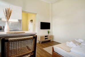 1 bedroom, free WiFi, bed sheets