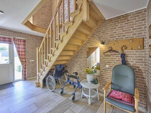 Interior - Modern holiday villa with special furnishings (Panningen)