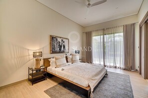 4 bedrooms, WiFi