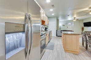 Fridge, microwave, oven, stovetop - Pet-Friendly Downtown Fulton Apt w/ Smart TV! (Fulton)