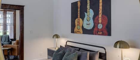 1 bedroom, desk, iron/ironing board, free WiFi