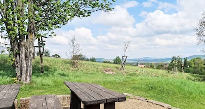 Schöne Wohnung für 5 Leute mit W-LAN, TV und Haustiere erlaubt