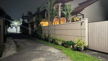 Enceinte de lâhĂ©bergement