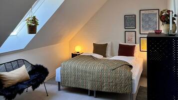 2 habitaciones, tabla de planchar con plancha, wifi y ropa de cama