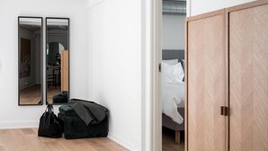 2 soverom, strykejern/-brett, reiseseng for barn og wi-fi