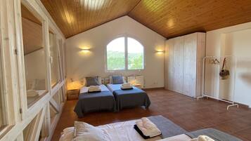6 bedrooms, iron/ironing board, travel crib, free WiFi