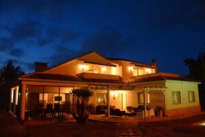 Exterior - At 10 Minutes/Drive from Sitges  Villa Sitges Serena. High Quality  350 M2 A/C (Sitges)