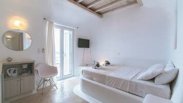 1 habitación, tabla de planchar con plancha, cuna de viaje y wifi