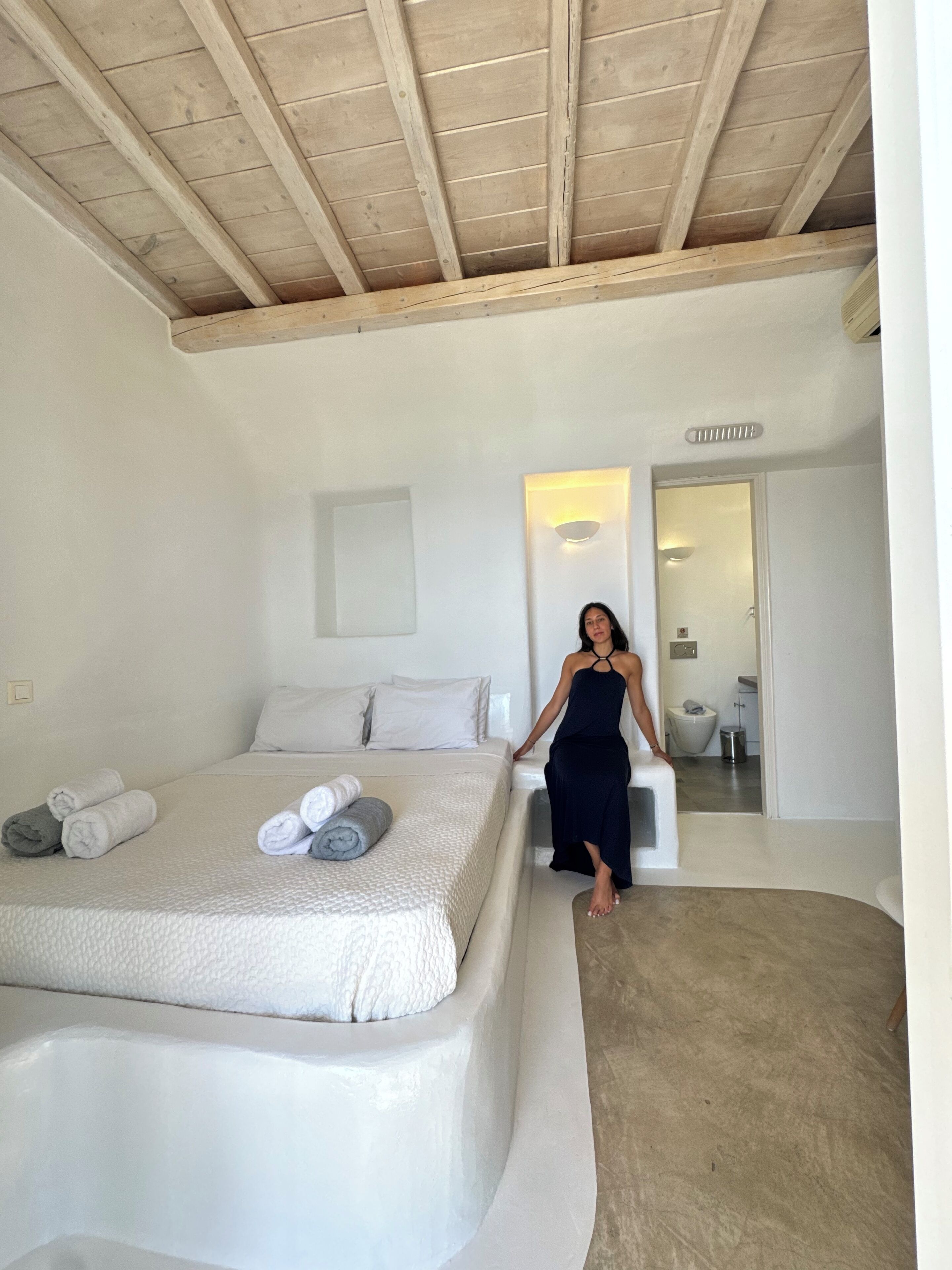 1 habitación, tabla de planchar con plancha, cuna de viaje y wifi 