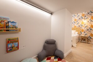 Fer et planche à repasser, Wi-Fi gratuit, draps fournis