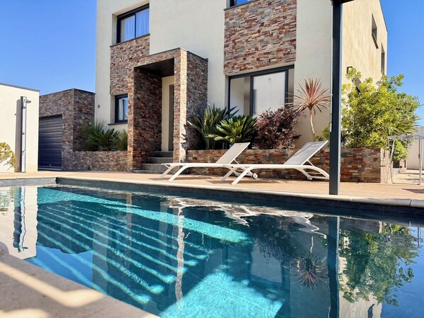 Una piscina climatizada