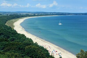 Beach - Störtebeker Comfortable holiday residence (Middelhagen)