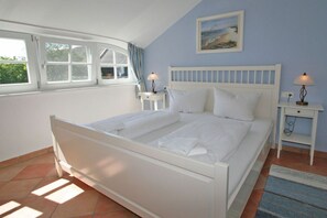 2 Schlafzimmer, Bügeleisen/Bügelbrett, Reisekinderbett, kostenloses WLAN